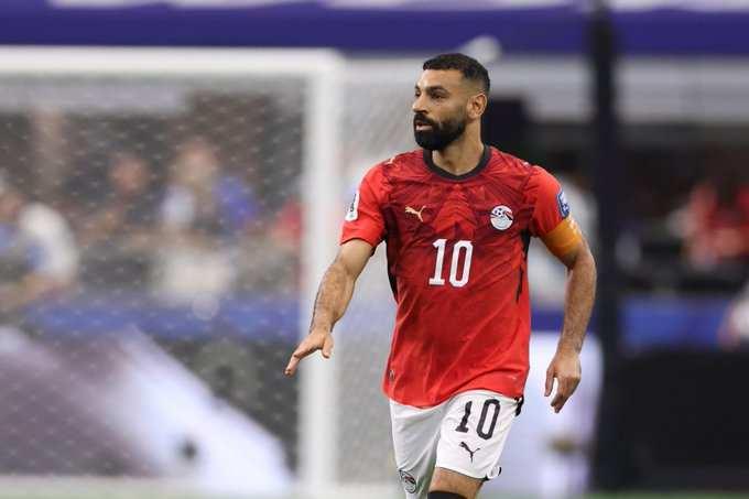 <p>Beşiktaş, Mohamed Salah transferinde son viraja girdi.<br />
<br />
​Mısırlı yıldızla prensipte anlaşan siyah beyazlılar s&uuml;reci yavaşlatan menajer Ramy Abbas'la da orta noktada buluşmak &uuml;zere.<br />
<br />
(FANATİK)</p>
