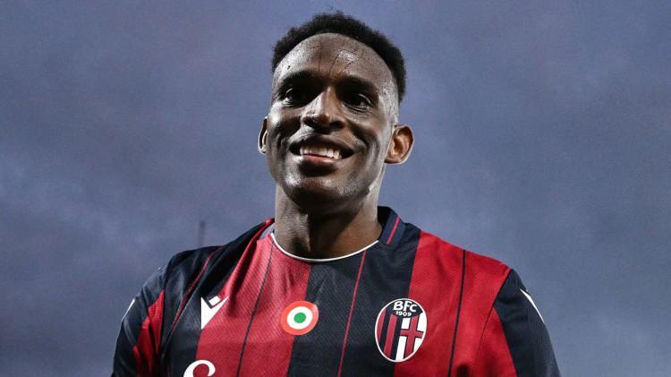 <p>Beşiktaş, Kolombiyalı stoper Jhon Lucumi i&ccedil;in Bologna'ya 15 milyon Euro teklif etti.<br />
<br />
​Serie A temsilcisi teklifi geri &ccedil;evirdi.<br />
<br />
(FOTOMA&Ccedil;)</p>
