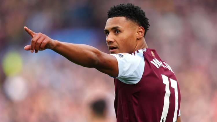 <p>Aston Villa, Fenerbah&ccedil;e'nin de talip olduğu Watkins i&ccedil;in en az 47 milyon euro istiyor.<br />
<br />
M.United ve Arsenal İngiliz golc&uuml; i&ccedil;in temaslarda bulunabilir. Aston, Chelsea'den Jackson'ı izliyor.<br />
<br />
​(AKŞAM)</p>
