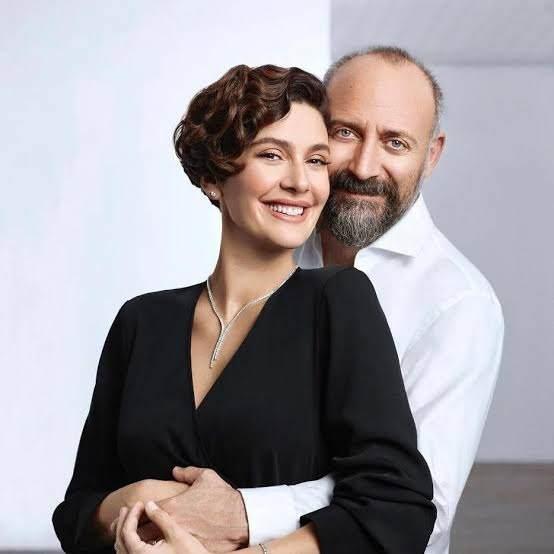 <p>Halit Ergen&ccedil; ve Berg&uuml;zar Korel: 400 bin TL</p>

<p>&nbsp;</p>
