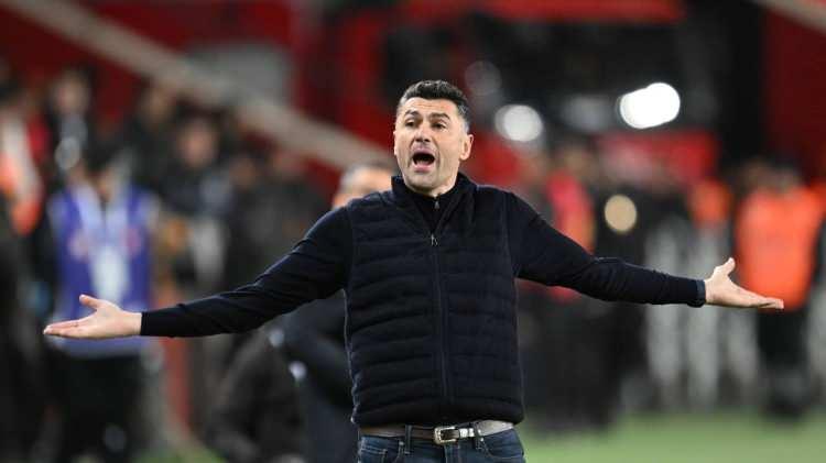<p>Burak Yılmaz: 300 bin TL</p>

<p>&nbsp;</p>

<p>&nbsp;</p>
