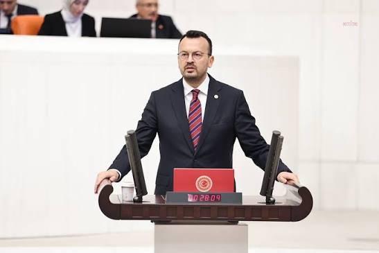 <p><strong>ŞEREF ARPACI</strong></p>
