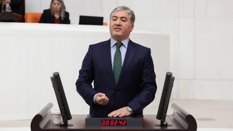 <p><strong>MURAT EMİR</strong></p>
