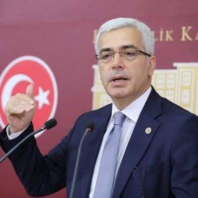<p><strong>SALİH UZUN</strong></p>
