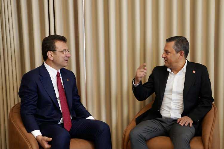 <p>Bu maddeler aynı zamanda &Ouml;zg&uuml;r &Ouml;zel cephesi tarafından Ekrem İmamoğlu'na yapılmış bir nispet şeklinde yorumlanıyor.</p>
