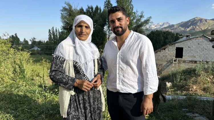 <p>Yapılan yardımla &Ouml;zbek ailesinin mağduriyeti giderilirken, k&ouml;y halkı da g&ouml;sterilen dayanışmadan dolayı dernek y&ouml;netimine teşekk&uuml;r etti.</p>
