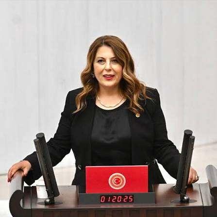 <p>ELVAN IŞIK GEZMİŞ</p>
