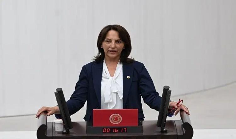 <p>ALİYE TİMİSİ ERSEVER</p>
