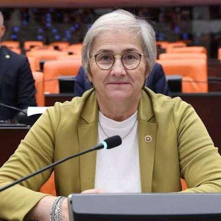 <p>AY&Ccedil;A TAŞKENT</p>
