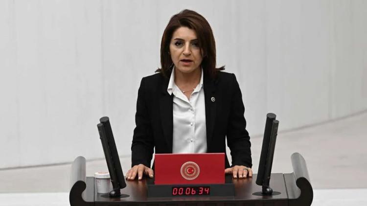 <p><strong>G&Uuml;LCAN KIŞ</strong></p>

<p>&nbsp;</p>
