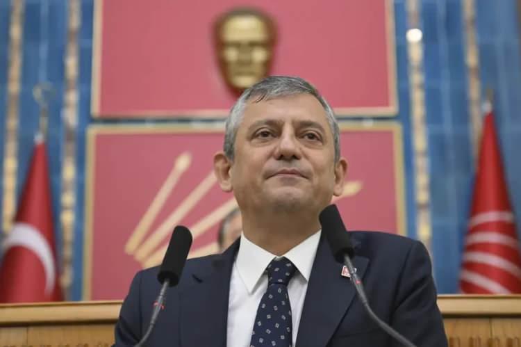 <p><strong>İŞTE PARTİDEN İSTİFA EDEN ESKİ CHP MİLLETVEKİLLERİ</strong></p>
