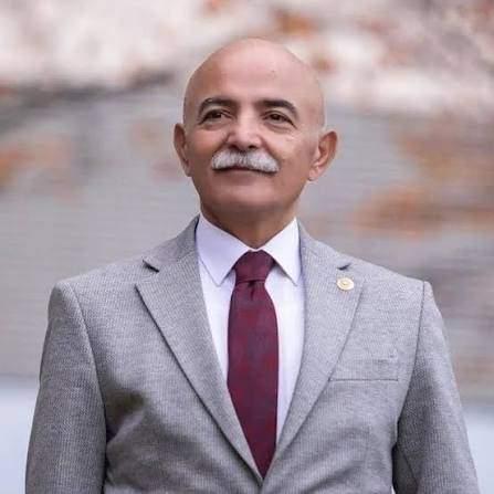 <p><strong>H&Uuml;SEYİN BAYINDIR</strong></p>
