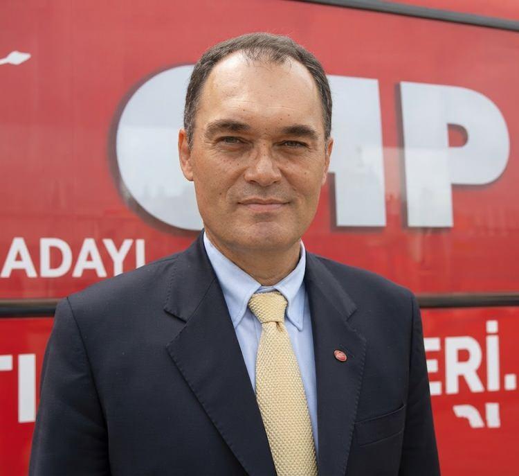 <p><strong>H&Uuml;SN&Uuml; &Ccedil;&Ouml;LL&Uuml;</strong></p>
