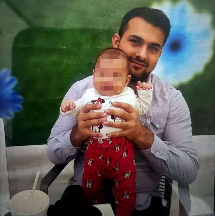 <p><font color="#a52a2a"><strong>KIZININ SESLENMESİNİ SAĞLAYARAK KAPIYI A&Ccedil;TIRMIŞ&nbsp;</strong></font></p>

<p>&nbsp;</p>

<p>Olay g&uuml;n&uuml; Hamza Eren Kocamaz'ın, bir s&uuml;redir kendisiyle kalan kızı E.Y.K.'yi bırakma bahanesiyle boşanma aşamasındaki eşinin evine gittiği, <span style="color:#A52A2A"><strong><em>kızının seslenmesini sağlayarak kapıyı a&ccedil;tırdığı ortaya &ccedil;ıktı.</em></strong></span></p>

<p>&nbsp;</p>

<p>Eve giren Kocamaz&rsquo;ın, salonda boğuştuğu eşinin y&uuml;z&uuml;ne yastık kapatıp,<span style="color:#A52A2A"><strong><em> kızının g&ouml;zleri &ouml;n&uuml;nde &ouml;ld&uuml;rd&uuml;ğ&uuml; belirtildi.</em></strong></span></p>

<p>&nbsp;</p>

<p>Kocamaz'ın, cinayetin ardından yanına aldığı<span style="color:#A52A2A"><strong><em> kızını ablasının evine bıraktığı,</em></strong></span> daha sonra saklandığı adrese gittiği &ouml;ğrenildi.</p>

