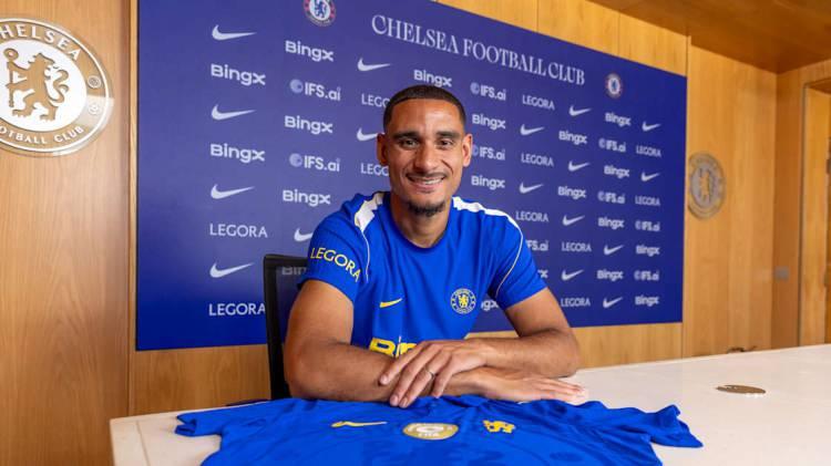 <p>Maxence Lacroix > Chelsea > 60.7 milyon euro<br />
<br />
* Crystal Palace'tan gitti</p>

