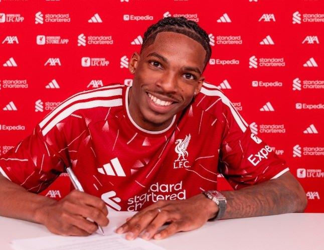 <p>Jeremy Jacquet > Liverpool > 63.6 milyon euro<br />
<br />
* Rennes'den gitti</p>
