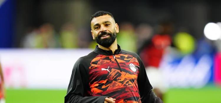 <p><strong>Sabah'ın haberine g&ouml;re,</strong> Suudi Arabistan ekibi Al Ittihad, d&uuml;nyaca &uuml;nl&uuml; yıldız futbolcu Mohamed Salah'a resmi teklif yaptı.</p>
