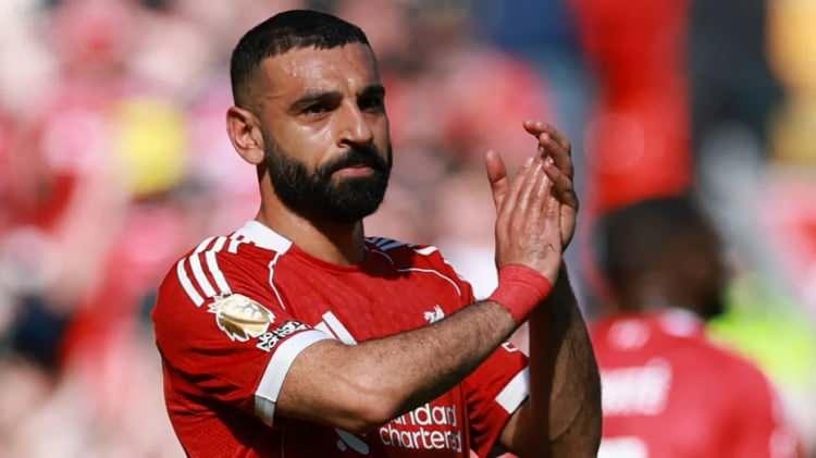 <p><strong>SALAH'IN TEKLİFİ EŞİNE RAĞMEN KABUL ETTİĞİ KONUŞULUYOR</strong></p>
