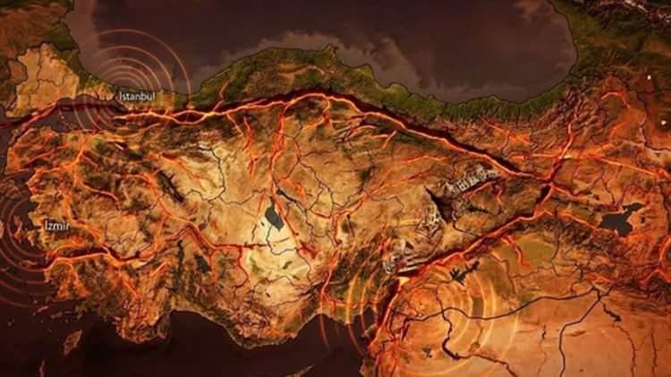 <p>B&ouml;lgede aktif fay yoğunluğunun yok denecek kadar az olduğunu belirten Sara&ccedil;, Artvin, Rize, Trabzon, Giresun, G&uuml;m&uuml;şhane ve Bayburt illerinin g&ouml;rece daha g&uuml;venli olduğunu dile getirdi.</p>

<p>&nbsp;</p>
