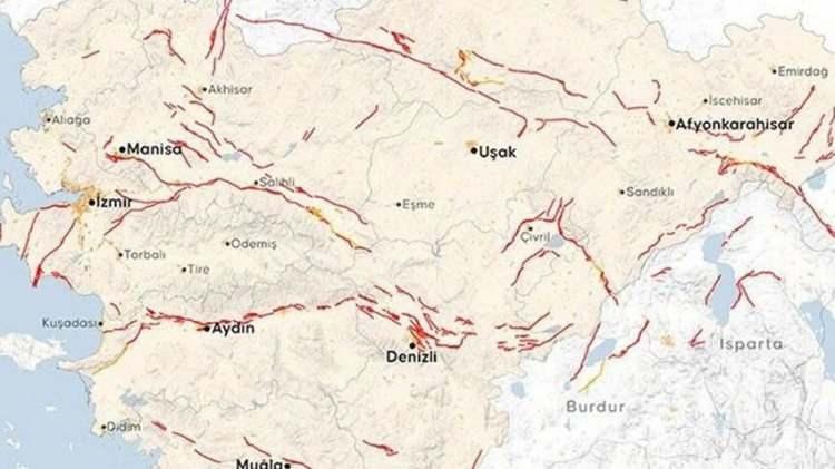 <p>B&ouml;lgedeki b&uuml;y&uuml;k fay sistemleri nedeniyle G&uuml;ney Ege'nin tamamen risksiz olarak algılanmaması gerektiği ifade etti.</p>

<p>&nbsp;</p>
