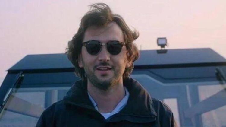 <p><strong>&Uuml;nl&uuml; oyuncu Kıvan&ccedil; Tatlıtuğ, yakın dostu Halit Yukay'ın hayatını kaybettiği tekne kazasının ardından denizle ilişkisine mesafe koydu.</strong></p>

