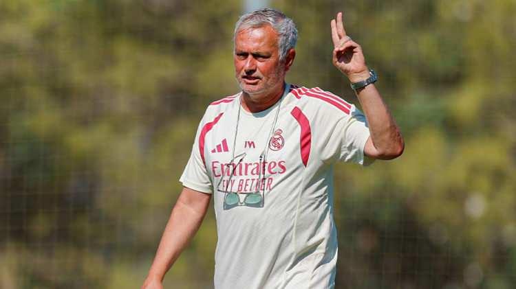 <p><strong>MOURINHO'DAN GONZALO GARCIA'YA FENERBAH&Ccedil;E İZNİ</strong></p>
