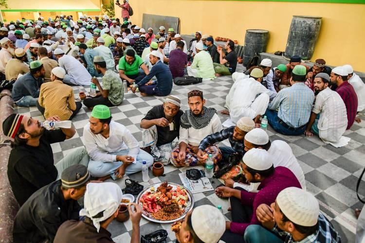 <p><strong>Pakistan ve Bangladeş,</strong> Endonezya'yı takip eden &uuml;lkeler arasında.</p>
