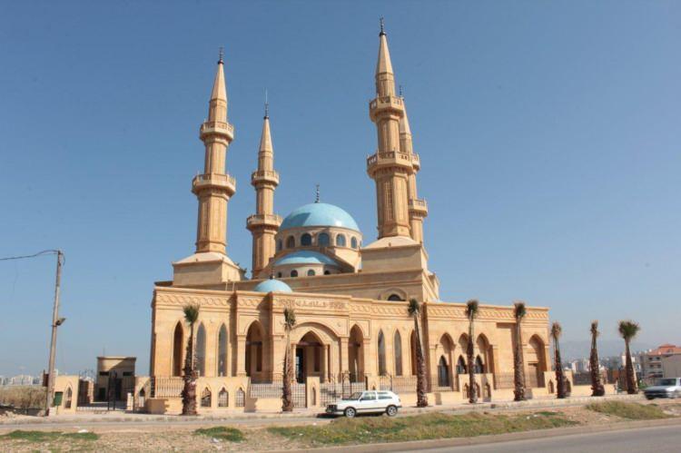 <p>L&uuml;bnan, bir&ccedil;ok k&uuml;lt&uuml;r&uuml;n, etnik k&ouml;kenin bir arada yaşadığı bir &uuml;lke olarak &ouml;ne &ccedil;ıkıyor. Bu sebeple din temelli bir n&uuml;fus sayımı yapılmıyor.</p>
