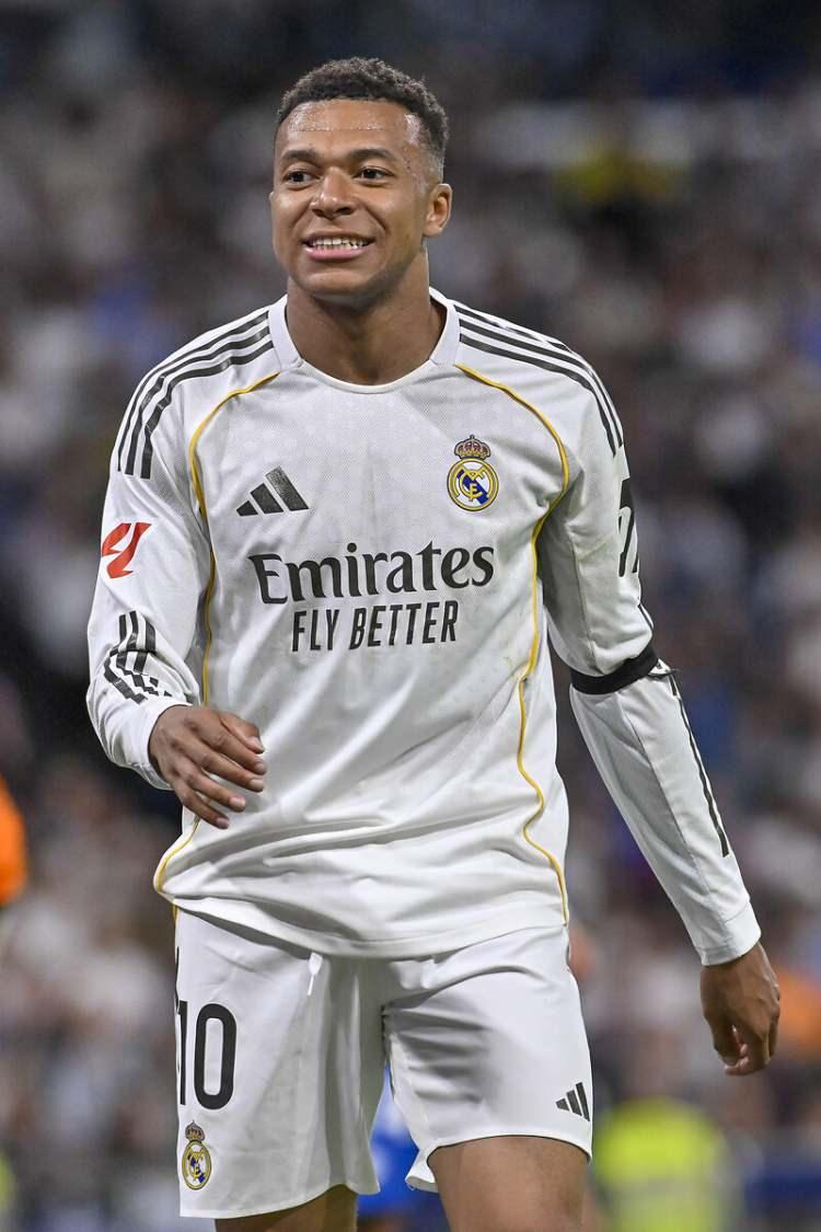 <p>Kylian Mbappe'nin dikkat &ccedil;ektiği listede Arda G&uuml;ler'in maaşı da yer aldı.</p>
