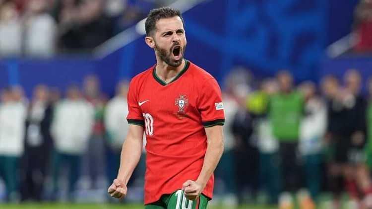 <p>Bernardo Silva | 308 bin euro</p>
