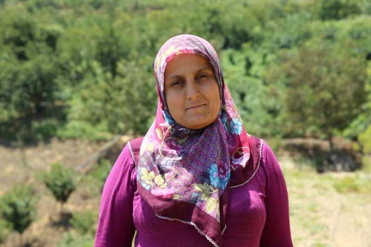 <p>Anne Fatma Duran da başarısından dolayı kızıyla gurur duyduğunu kaydetti.</p>

<p>&nbsp;</p>

<p><span style="color:#A52A2A"><strong><em>KAYNAK: AA</em></strong></span></p>
