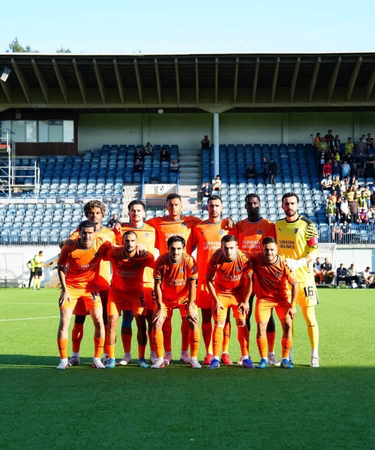 <p>UEFA Konferans Ligi 2. eleme turu r&ouml;vanş ma&ccedil;ında Inter Turku ile Başakşehir, karşı karşıya geldi. Finlandiya ekibi, temsilcimizi 2-0 mağlup etti. Bu sonucun ardından Başakşehir, Avrupa'ya veda etti.</p>
