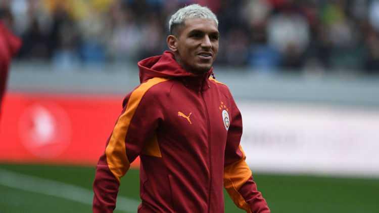 <p><strong>Ge&ccedil;tiğimiz aylarda İstanbul Şişli'de bir AVM &ccedil;ıkışında Galatasaraylı futbolcu Lucas Torreira'ya y&ouml;nelik ger&ccedil;ekleştirilen yumruklu saldırıyla ilgili soruşturma tamamlandı.</strong></p>
