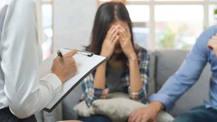 <p>Araştırma sonu&ccedil;ları, finansal bağımsızlığın yalnızca bireysel gelirle değil; barınma, eğitim ve yaşam maliyetlerinin dengelenmesiyle m&uuml;mk&uuml;n olabileceğini g&ouml;sterirken, gen&ccedil;lerin ekonomik geleceğine ilişkin endişelerin de arttığını ortaya koyuyor.</p>
