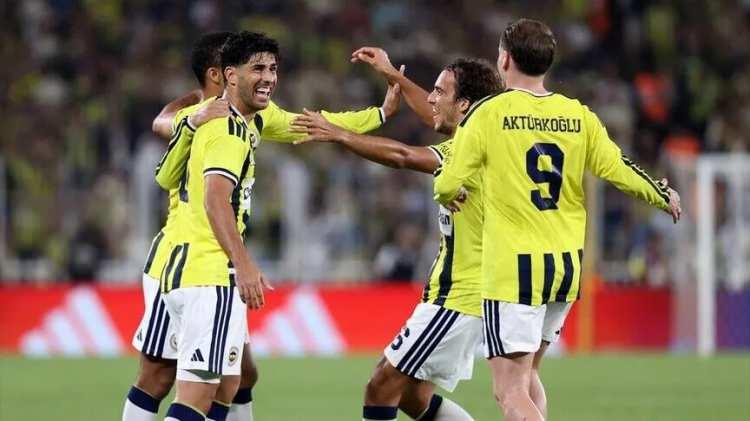 <p>Sky Sports Avusturya ise ma&ccedil;ı ş&ouml;yle g&ouml;rd&uuml;, &ldquo;Fenerbah&ccedil;e, Şampiyonlar Ligi eleme turunun &uuml;&ccedil;&uuml;nc&uuml; ayağının ilk ma&ccedil;ında, Avusturya ikincisi Sturm Graz'a karşı &uuml;st&uuml;nl&uuml;ğ&uuml;n&uuml; kanıtladı. Ma&ccedil;ın ezici favorisi Fenerbah&ccedil;e'de, Talisca ve yaz transfer d&ouml;neminde Marsilya'dan transfer edilen Mason Greenwood golleri kaydetti. B&ouml;ylece Fenerbah&ccedil;e, İsmail Kartal y&ouml;netiminde Avusturya kul&uuml;pleriyle oynadığı dokuzuncu karşılaşmasında da yenilgisizliğini s&uuml;rd&uuml;rd&uuml;.&rdquo;</p>
