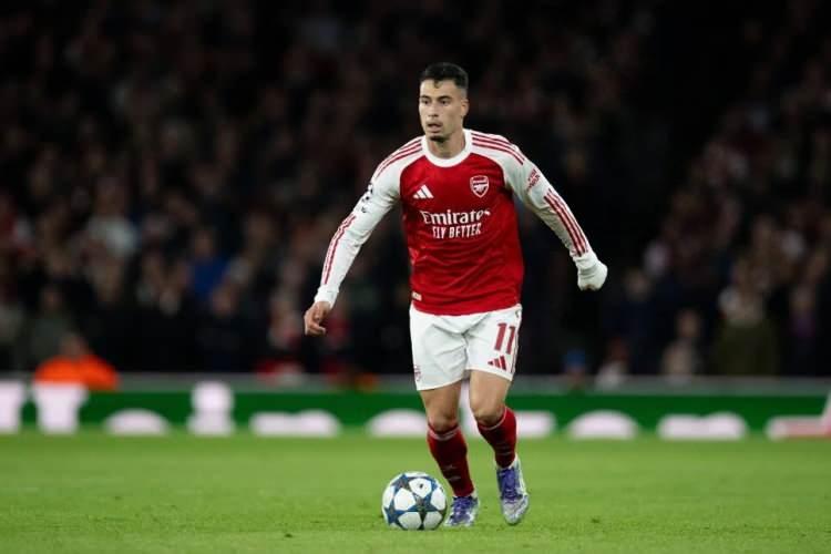 <p>Transferin ger&ccedil;ekleşmesi halinde Gabriel Martinelli, Fenerbah&ccedil;e tarihinin en y&uuml;ksek maliyetli transferleri olacak.<br />
<br />
(TAKVİM)</p>
