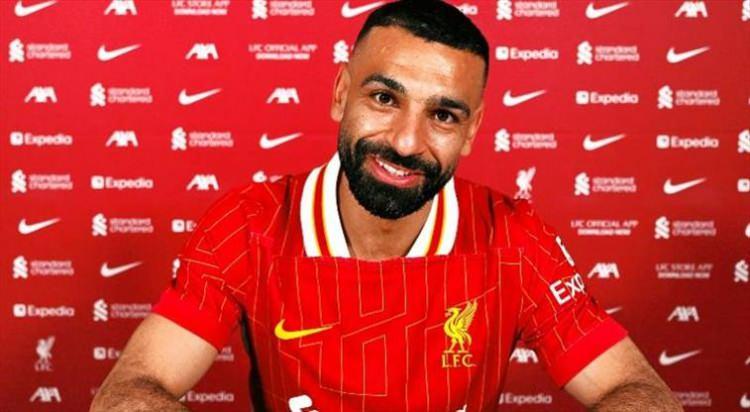 <p>* Liverpool formasıyla UEFA Şampiyonlar Ligi'nde en çok maça çıkan oyuncu. (83 maç)</p>