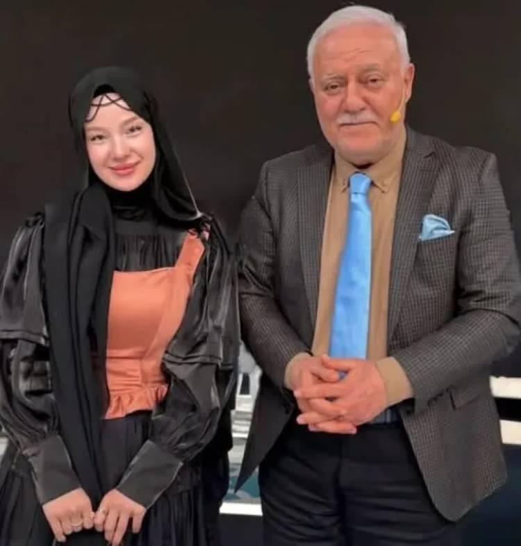 <p><strong>Nihat Hatipoğlu'nun oğlu Said Hatipoğlu ile yaptığı paylaşımla tanınırlık kazanan ve sonrasında yaptığı paylaşımlar sebebiyle tutuklanarak cezaevine g&ouml;nderilen sosyal medya i&ccedil;erik &uuml;reticisi Fatma Soydaş'tan haber geldi.</strong></p>
