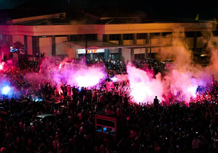 <p>D&uuml;nya basını da Mohamed Salah i&ccedil;in yapılan bu karşılamayı, manşetlerine taşıdı.</p>
