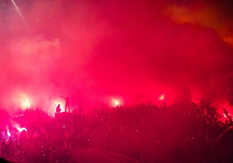 <p><strong>Marca:</strong>&nbsp;İnanılmaz! Salah Trabzonspor'a imza attı.</p>
