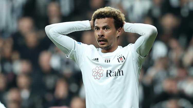 <p><span style="color:#B22222"><strong>45)&nbsp; DELE ALLİ</strong></span></p>
