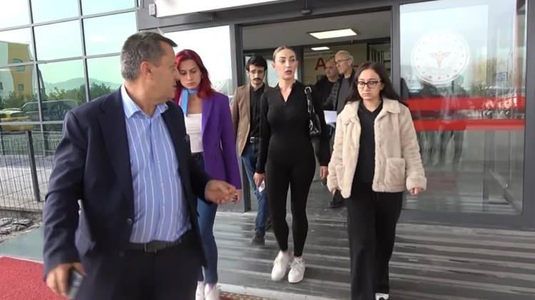 <p><strong>Bilirkişi raporunda, G&uuml;l Tut'un geriye doğru d&uuml;şmesinin dışarıdan bir kuvvet uygulanmasıyla daha uyumlu olduğu değerlendirilirken, Adli Tıp Kurumu olayın intihar, kaza veya başka bir kişinin etkisiyle ger&ccedil;ekleştiğinin yalnızca tıbbi bulgularla belirlenemeyeceğini bildirdi.</strong></p>
