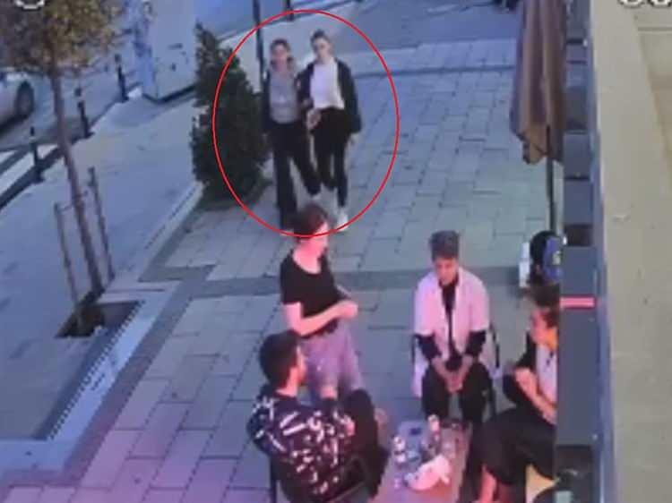 <p><strong>Ayrıca tek g&ouml;rg&uuml; tanığı olan Sultan Nur Ulu'yu s&uuml;rekli yanında tuttuğu, ger&ccedil;ekleri anlatmaması i&ccedil;in tehdit ettiği &ouml;ne s&uuml;r&uuml;ld&uuml;.</strong></p>
