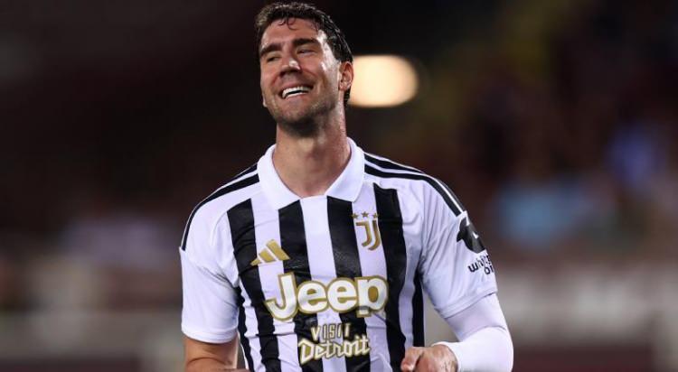 <p>Salah transferinde ilerleme kaydeden Trabzonspor, Felipe Augusto'nun yerini Dusan Vlahovic'le doldurmak istiyor.<br />
<br />
Bordo-mavililer yıldız golc&uuml; i&ccedil;in yıllık 6 milyon euro teklif etti.<br />
<br />
(FOTOMA&Ccedil;)</p>
