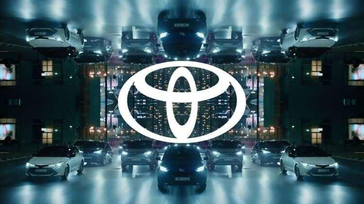 <p><span style="color:#B22222"><strong>TOYOTA</strong></span></p>
