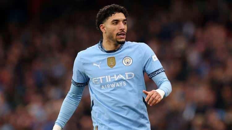 <p><strong><span style="color:#B22222">MANCHESTER CITY</span>&nbsp; |&nbsp; 2042</strong></p>
