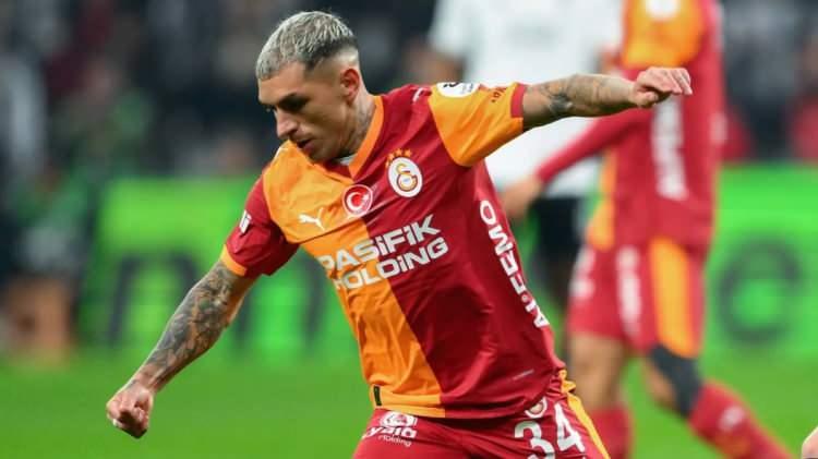 <p><strong>İddiaya g&ouml;re İpek B.'ye platonik ilgi duyan Yusuf Y., gen&ccedil; kadının Lucas Torreira ile &ccedil;ekilmiş fotoğraflarını g&ouml;rd&uuml;kten sonra futbolcuya karşı kin beslemeye başladı.</strong></p>
