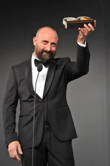 <p><strong>Halit Ergen&ccedil;: 400.000 TL (200.000 TL + 200.000 TL olmak &uuml;zere iki işlem toplamı)</strong></p>
