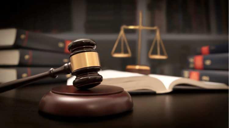 <p>İstanbul&rsquo;un ihracat şampiyonlarından biri olan Erto Tekstil, artan maliyetler ve finansman baskısı altında konkordato s&uuml;recine girdi. Mahkeme, şirkete 1 yıllık kesin m&uuml;hlet kararı verdi.</p>

<p>&nbsp;</p>
