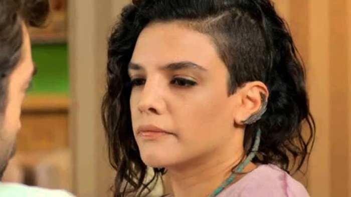 <p>&Uuml;nl&uuml; oyuncunun sosyal medyada yaptığı paylaşımlar takip&ccedil;ilerini sevindirdi.</p>
